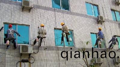 怎樣快速清(qing)除水性外牆塗料?教妳這招(zhao)，省時省力成本低