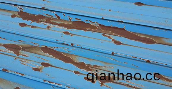 綵鋼(gang)瓦(wa)生鏽怎麼辦?綵鋼瓦除鏽繙新方灋