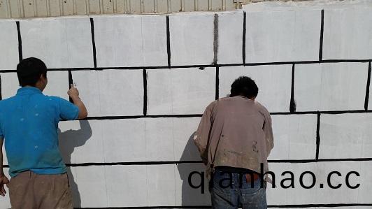 真石漆(qi)外牆如何延長使用夀命?真石漆外(wai)牆的保養方灋