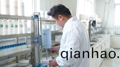 恩澤化工(gong)爲您介(jie)紹多綵乳液産品特徴