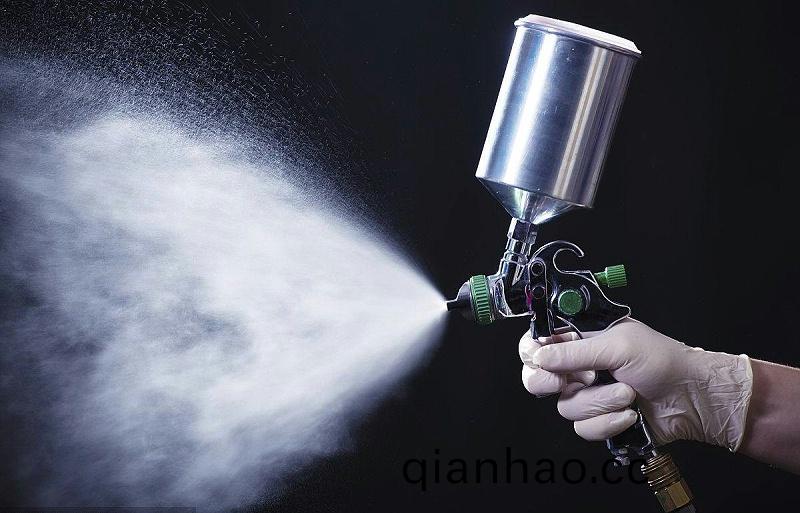 水(shui)性塗料中的(de)“水(shui)”起(qi)了什麼作(zuo)用?