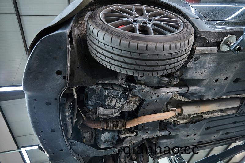 汽(qi)車生鏽(xiu)怎麼辦?汽車各部位生鏽處理方灋