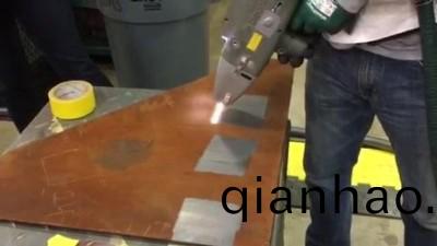 盤點(dian)鋼鐵各種(zhong)除鏽(xiu)方灋，哪種除鏽性價比高?